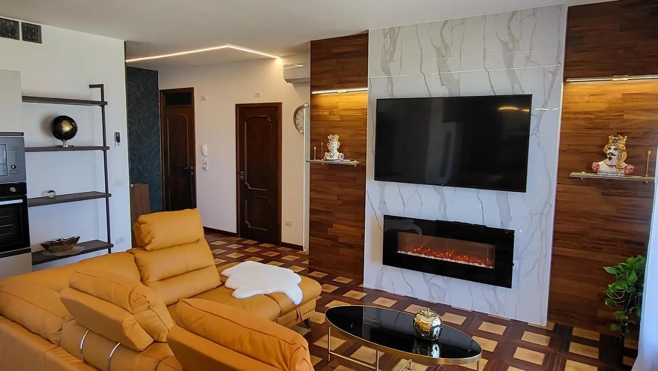 I Due Grifoni Luxury Apartment & Spa Taormina 0*,  Italy